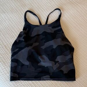 Old Navy High-Neck Camo Crop Sports Bra - Black & Gray
